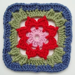 Crochet Granny Square With a Flower