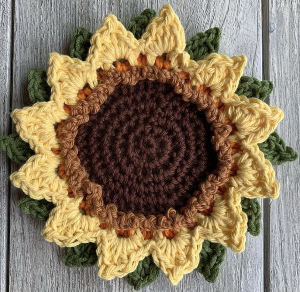 Sunflower Mug Rug Pattern – FREE CROCHET PATTERN — Craftorator