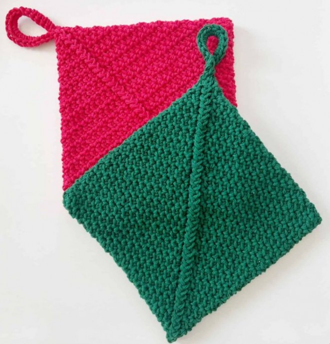 Crochet Double Thick Classic Hot Pads (Free Pattern)