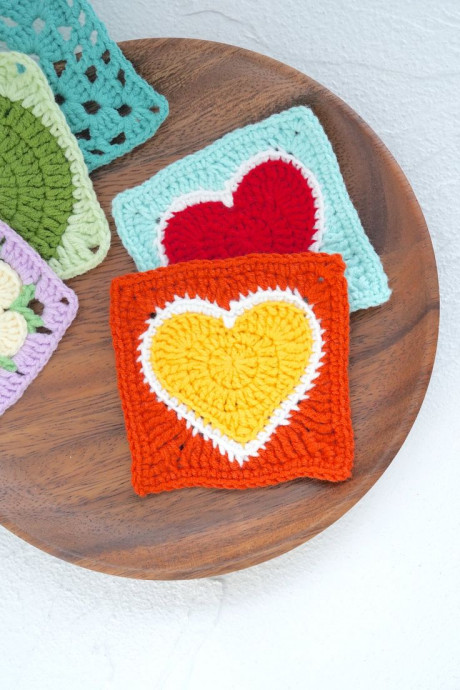 Crochet Bright Heart Granny Square