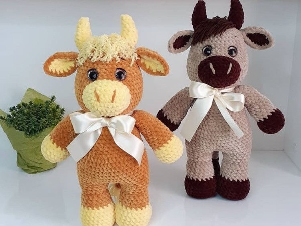 Crochet Plush Bull Amigurumi