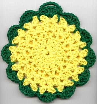 Crochet Millennium Scallop Hotpad