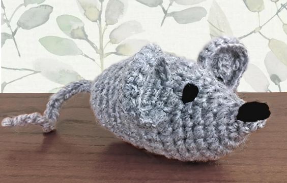 Crochet Adorable Mouse