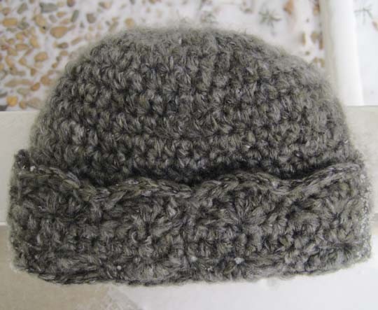 Crochet Banded Shell Hat