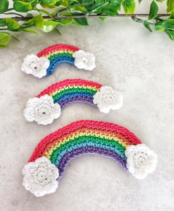 Crochet Rainbow Appliques