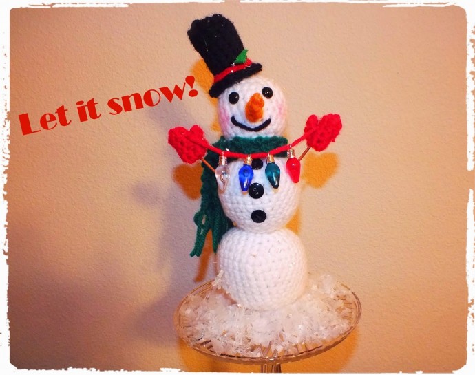 Crochet Adorable Snowman