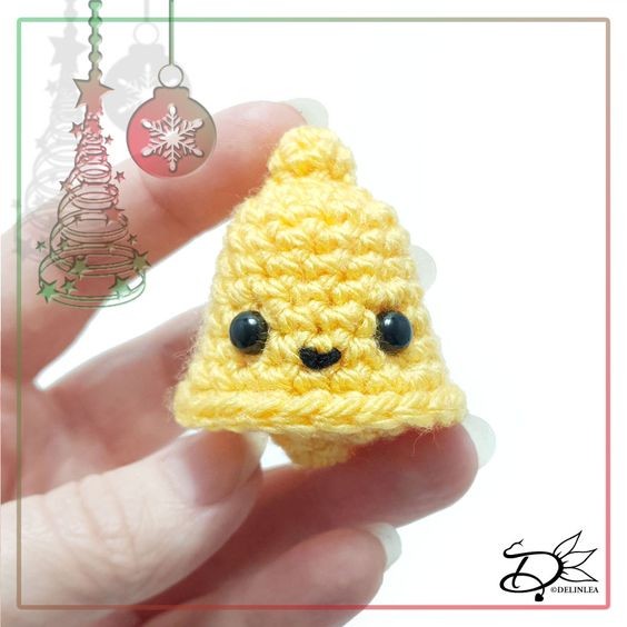 Crochet Christmas Bell Amigurumi