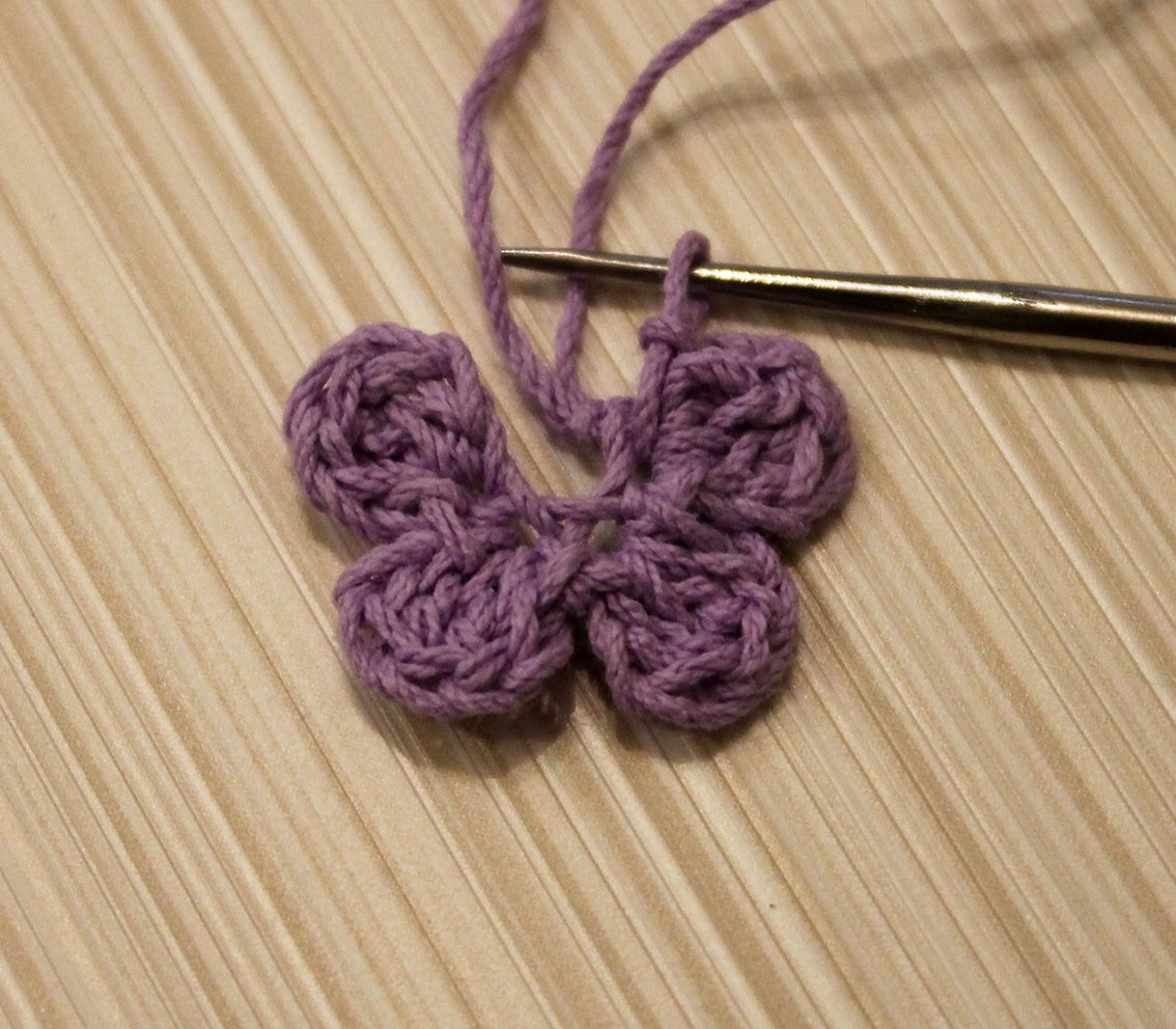 How to Crochet a Charming Lilac Twig Brooch