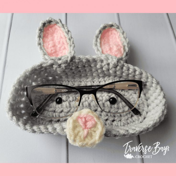 Crochet Bunny Glasses Holder