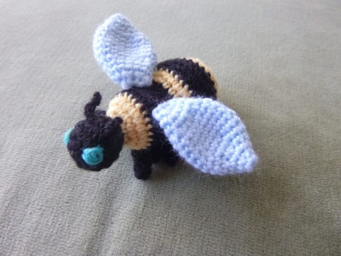 Crochet Beatrice the Bee