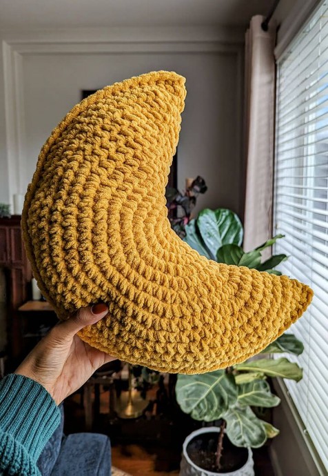 Crochet Moon Pillow