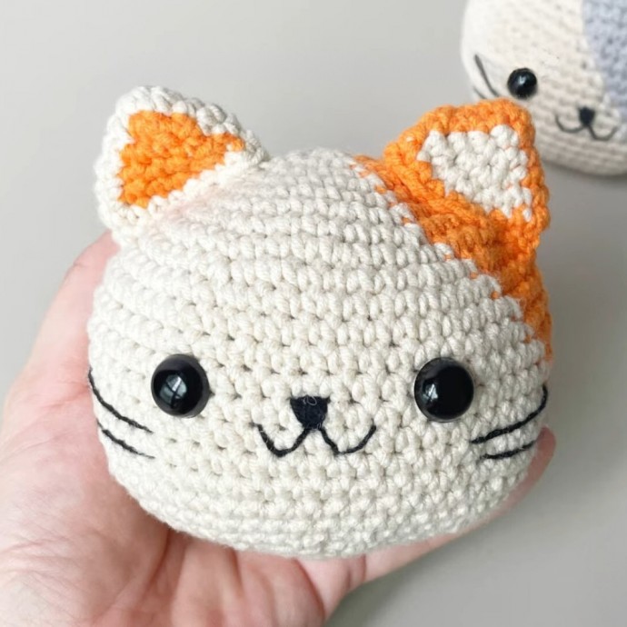 Crochet Cat Keychain