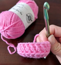 Crochet The “Little Bit Fancy” Beverage Coozie