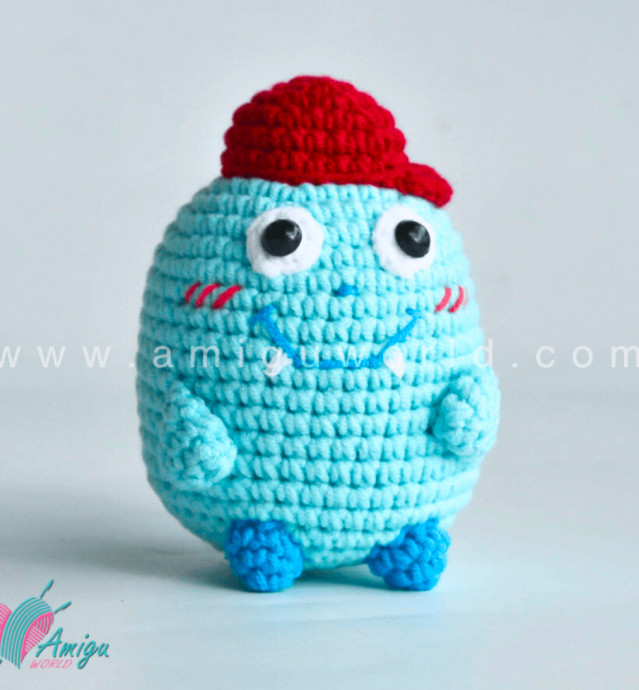 Crochet Amigurumi Blue Monster