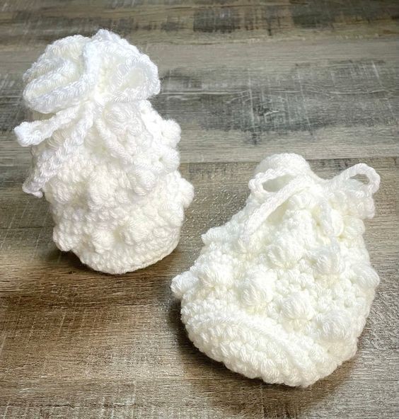 Crochet Snowball Mini Gift Bag