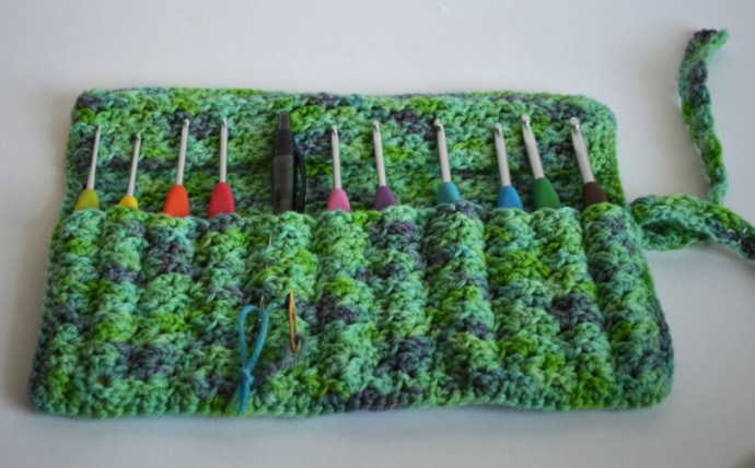 Crochet Clover Amour Hook Case