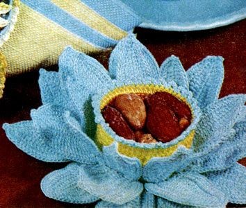 Crochet Water Lily Nut Cup