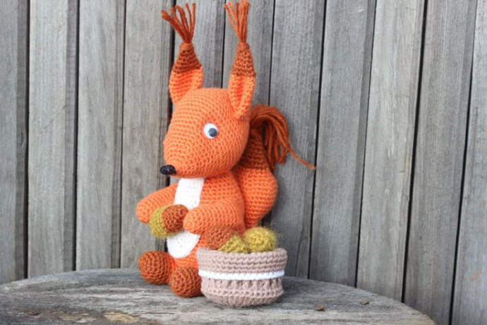 Crochet Amigurumi Squirrel