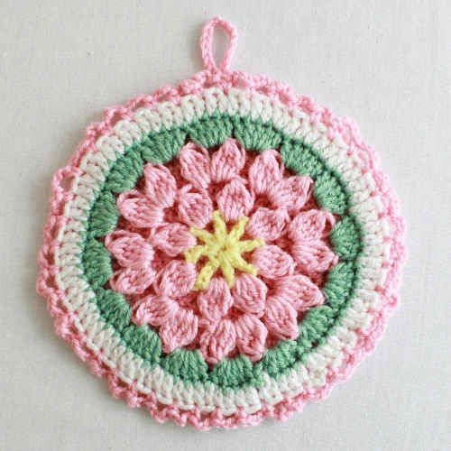 Crochet Cluster Flower Potholder