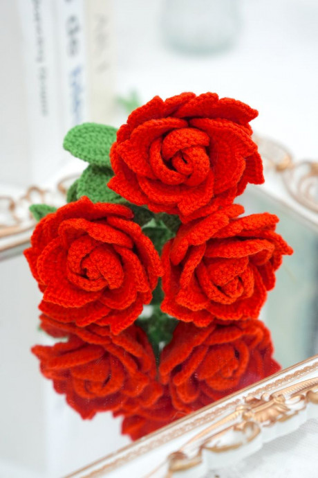 Crochet Rouge Rose Flower