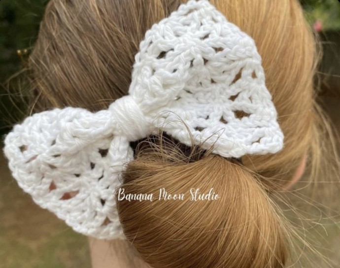 Free Crochet Pattern: Loveland Lace Bow