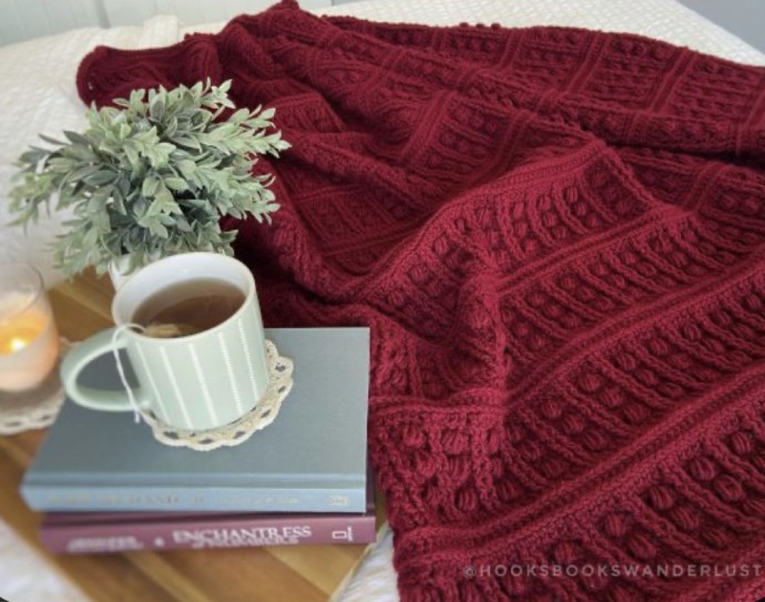 Free Crochet Pattern: Beautiful Cora Throw