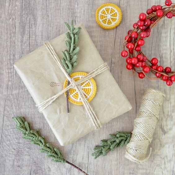 Crochet Pine Twigs and Dried Lemon Slices