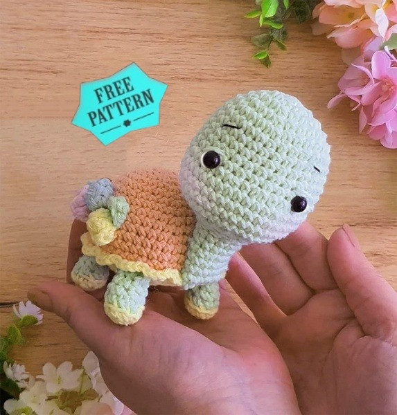 Crochet Amigurumi Turtle