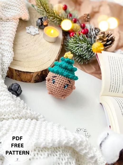 Crochet Tiny Christmas Tree Amigurumi