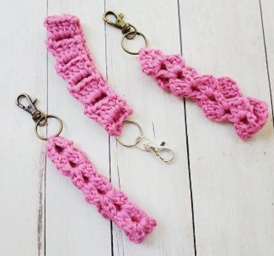 Crochet Lace Key Fobs (Free Pattern) FREE CROCHET PATTERN — Craftorator