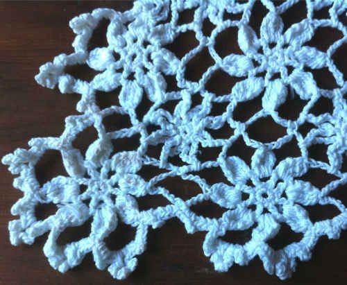 Crochet Cluster Flower Table Runner