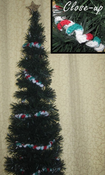 Crochet Christmas Tree Garland