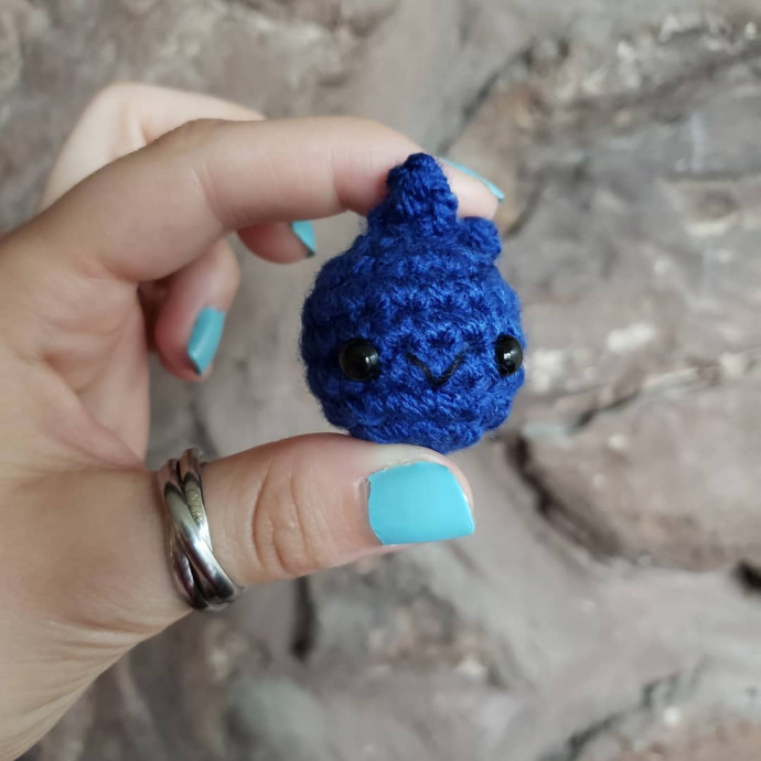 Crochet Bubbly Blueberry