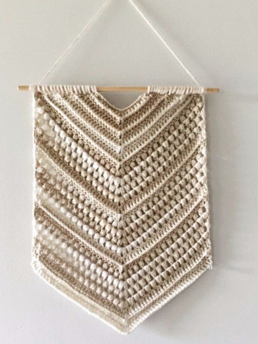 How to Crochet the Willow Wall Hanging (Free Pattern)