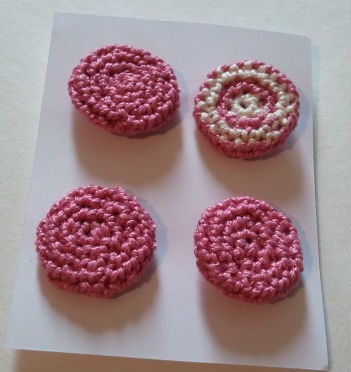 Crochet Adorable Button