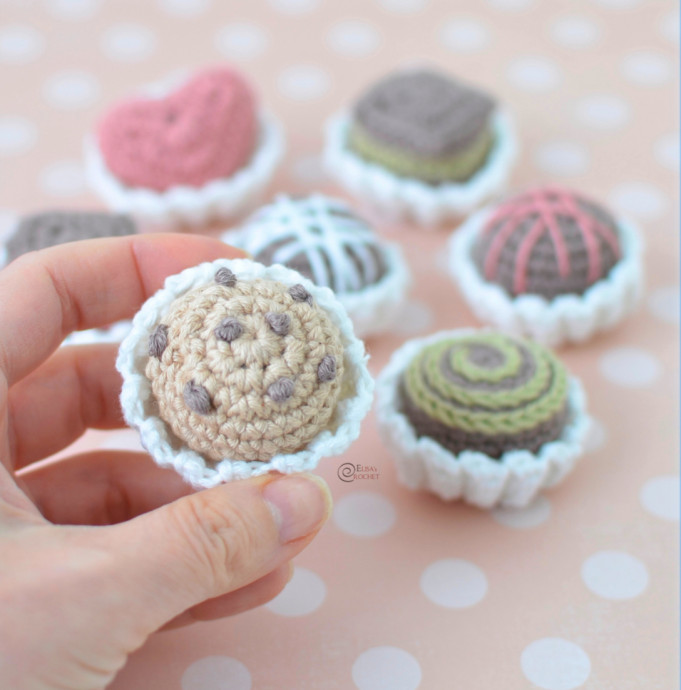 Crochet Chocolate Crumble Candy