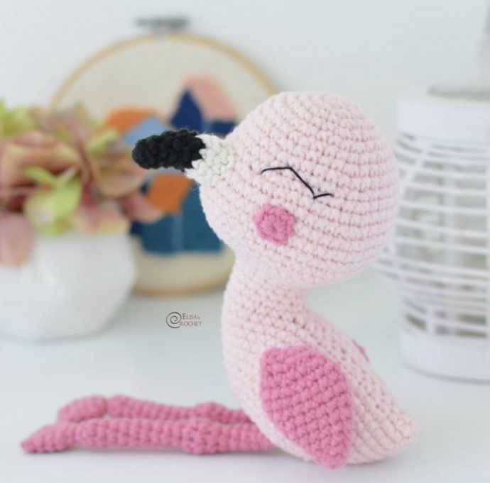 Zoe the Baby Flamingo Free Crochet Pattern